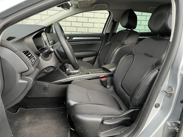 Renault MEGANE Estate 1.3 TCe 140 Techno | Trekhaak | All-Season banden | Achteruitrijcamera | Apple CarPlay / Android Auto |