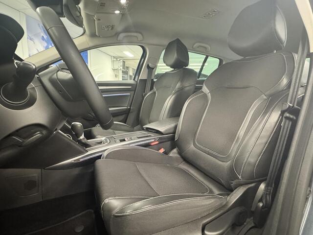 Renault MEGANE Estate 1.3 TCe 140 EDC Techno | Trekhaak 1700 kg geremd | All-season banden | Dodehoek Detectie | Camera | Carplay