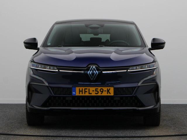 Renault MEGANE E-Tech comfort range techno 60 kWh | Stoel en Stuurverwarming | Harman Kardon audio | Dodehoek detectie | 360 graden camera |