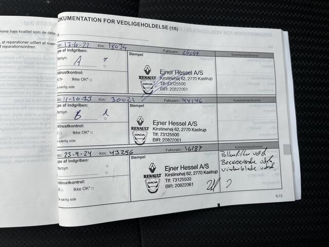 Renault MEGANE Estate 1.6 E-Tech Plug-In Hybrid 160PK Intens / Dealer onderhouden / Camera / Stuurverw.+Stoelverw. / Keyless / 17'' LMV /