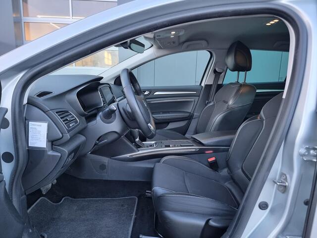 Renault MEGANE Estate 1.3 TCe 140 Techno | Trekhaak | Navigatie | Achteruitrijcamera |