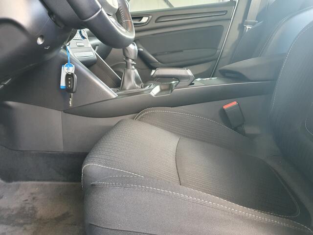 Renault MEGANE Estate 1.3 TCe Zen NAVI/CRUISE/AIRCO/LMV