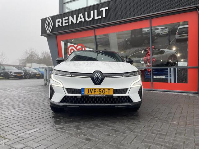 Renault MEGANE E-Tech comfort range techno 60 kWh / Pack Winter / Harman Kardon Audio / Pack Advanced Drive Assist & Augmented Vision