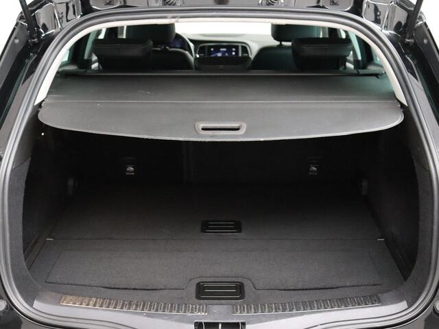 Renault MEGANE Estate 1.3 TCe Intens | LED Pure Vision | Cruise Control | Trekhaak!