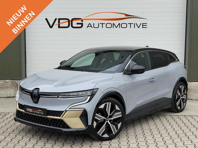 Renault MEGANE E-Tech EV60 Optimum Charge 220 Iconic / SOH 93% / Warmtepomp / Camera Binnenspiegel / 360 Camera / Navigatie / Carplay / Clima / Two Tone / 20" lm