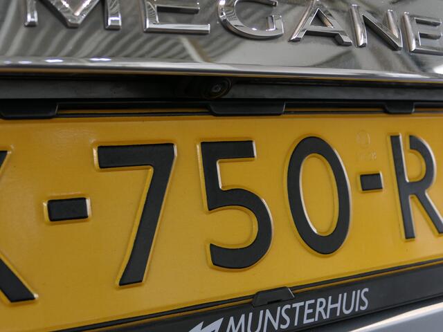 Renault MEGANE Estate 1.3 TCe Business Zen - Allseasons - Wegklapbare trekhaak - Keyless Entry & Start - Camera