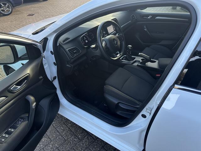 Renault MEGANE Estate 1.3 TCe Zen | Navigatie | Clima | PDC V+A