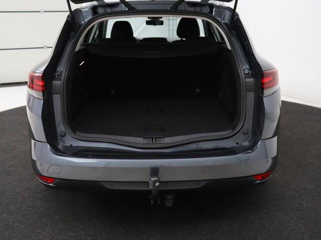 Renault MEGANE 1.3 TCe Business Zen | Trekhaak | Camera | Carplay | Keyless | Navigatie | Full LED | Parkeerhulp | Cruise control | Bluetooth | Climate control