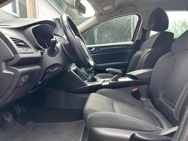 Renault MEGANE 1.2 TCE ZEN / Clima / Keurige auto /