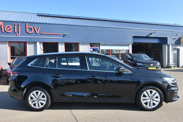 Renault MEGANE Estate 1.3 TCe 140 Equilibre , CLIMATR , CR CONTR , PDC V+A , LED KOPL ,