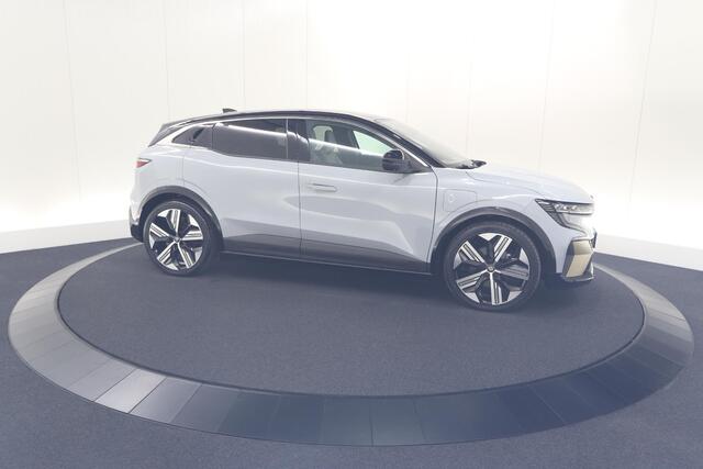 Renault MEGANE E-Tech EV60 Optimum Charge Iconic | Trekhaak | 360 Camera | Adaptieve Cruise Control | Pack Winter