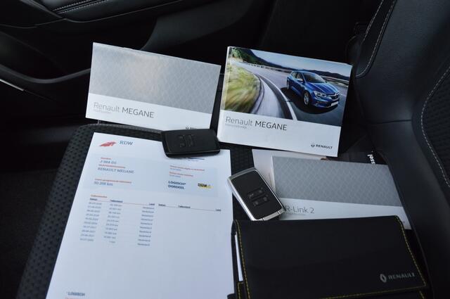 Renault MEGANE Estate 1.3 TCe Bose, Trekhaak, Navigatie, Pdc