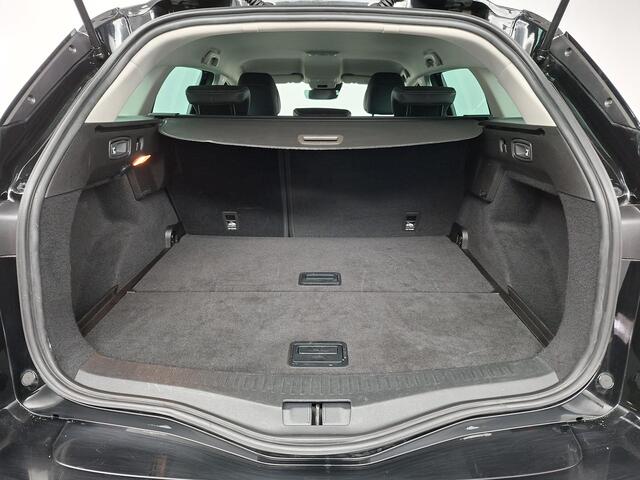 Renault MEGANE Estate 1.3 TCe 140 Techno | Navigatie | Trekhaak | Camera