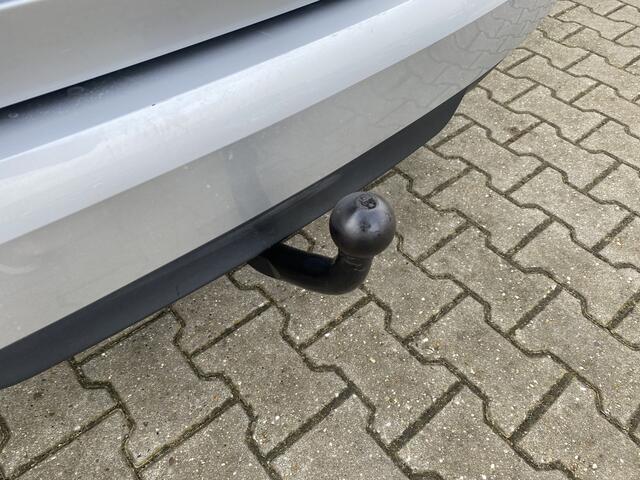 Renault MEGANE Estate 1.3 TCe Zen Trekhaak 1700 KG, App-Connect & Cruise Control