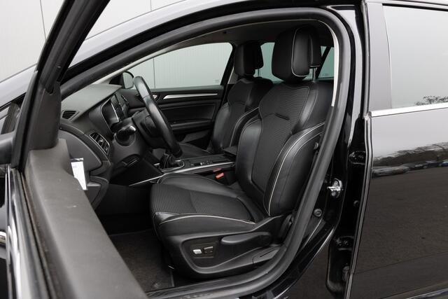 Renault MEGANE Estate 1.3 TCe Bose | CAMERA | TREKHAAK |