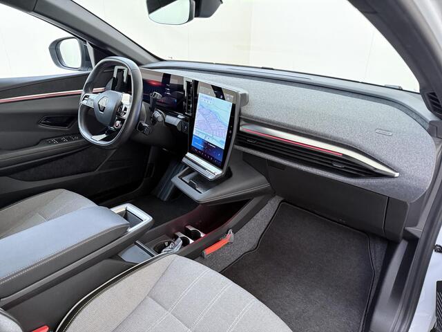 Renault MEGANE E-Tech EV40 Boost Charge Techno | Apple Carplay/Android | cruise control adaptief | electronic climate control | full-LED koplampen | lederen/stof bekleding | navigatiesysteem | rijstrooksensor met correctie | two-tone |