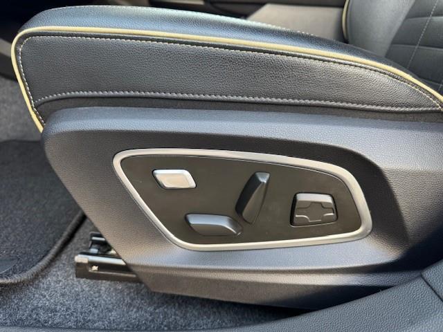 Renault MEGANE E-tech EV60 Optimum Charge Iconic 220PK/ SOH 92.2%/Trekhaak/Leer/Led/360Camera/Garantie