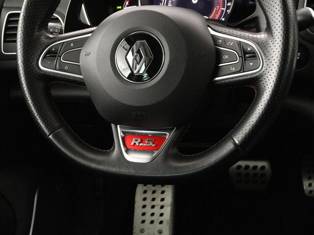 Renault MEGANE 1.8 TCe 280 RS | Panoramadak | Head-Up | Stoelverwarming | Alcantara | Carplay | Camera | Sportstoelen | Navigatie | 19'' | Bose Sound | Keyless | Full LED | Dodehoek detectie | Maxton