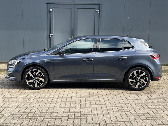 Renault MEGANE 1.3 TCe Bose / Trekhaak (Trekgewicht 1650 KG ) / Cruise Control / Achteruitrijcamera / Dode Hoek Detectie / Bose Geluidsinstallatie/ Navigatie