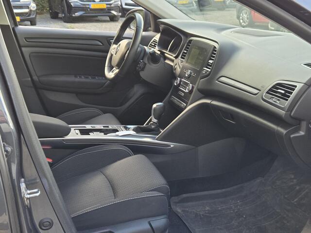 Renault MEGANE Estate 1.3 TCe Limited Trekhaak, Navigatie,