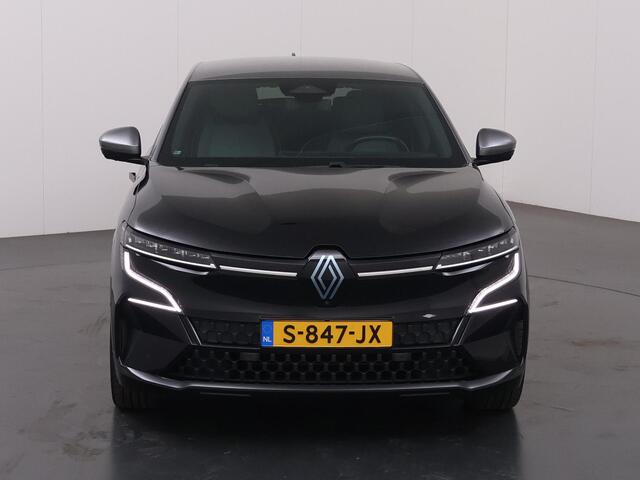 Renault MEGANE E-Tech EV60 Optimum Charge Techno | Warmtepomp | Trekhaak | Dodehoekdetectie | Cruise Control Adaptief | Apple Carplay/Android Auto | LED | DAB |