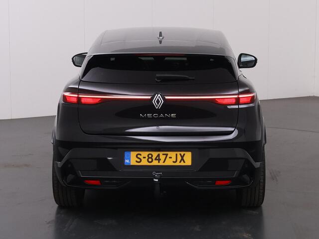 Renault MEGANE E-Tech EV60 Optimum Charge Techno | Warmtepomp | Trekhaak | Dodehoekdetectie | Cruise Control Adaptief | Apple Carplay/Android Auto | LED | DAB |