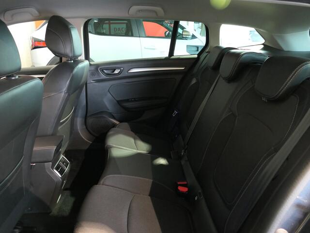 Renault MEGANE Estate 1.3 TCe 140 Techno - Occasion Lease vanaf ¤409 p/m - Trekhaak - Parkeerassistent - Camera - Dodehoek