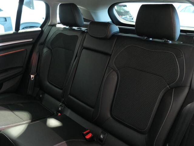 Renault MEGANE Estate 1.2 TCe Bose - Allseasons - Trekhaak - Stoelmassage - Cruise - Sensor Achter