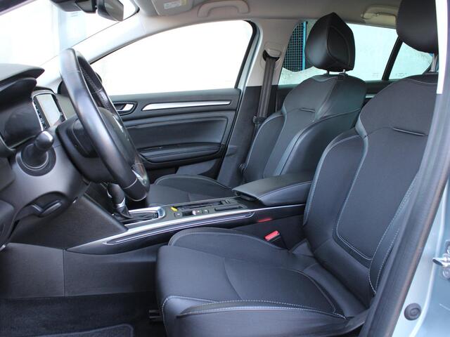 Renault MEGANE Estate 1.6 E-Tech Plug-In Hybrid 160 R.S. Line | APPLE CARPLAY/ ANDROID AUTO |