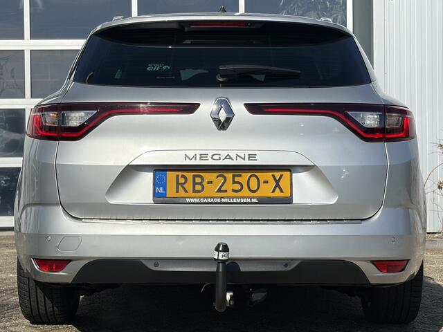 Renault MEGANE Estate 1.2 TCe Zen 100pk | Apple Carplay/Android Auto | Cruise control | DAB | Navigatiesysteem full map | Parkeersensor voor en achter | Trekhaak afneembaar | Zeer nette auto!