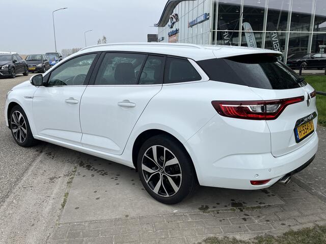 Renault MEGANE Estate 1.3 TCe Bose / Camera / PDC V+A / Climate / Keyless / 17'' LMV /