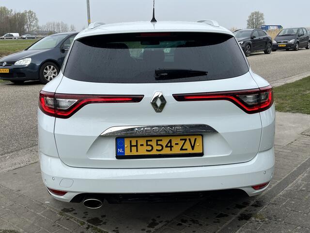 Renault MEGANE Estate 1.3 TCe Bose / Camera / PDC V+A / Climate / Keyless / 17'' LMV /