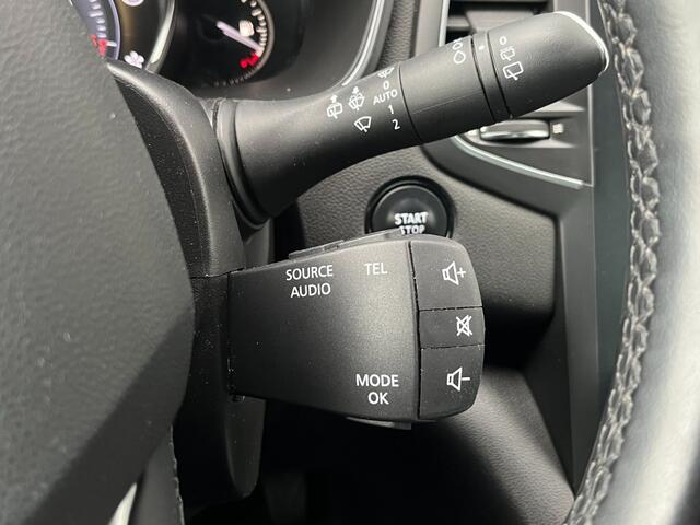 Renault MEGANE 1.2 TCE EXCLUSIV BOSE - LEDER - HEAD-UP - CAMERA