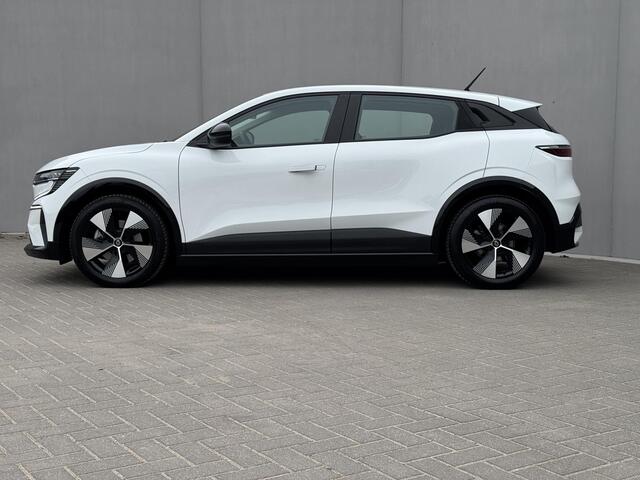 Renault MEGANE E-Tech EV40 Boost Charge Equilibre Automaat / Dealer onderhouden / Batterij garantie 8 jaar < 160.000 km /