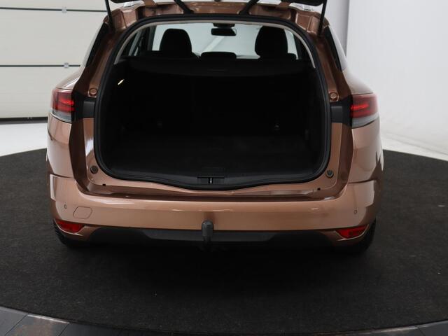 Renault MEGANE Estate 1.3 TCe Business Zen | Trekhaak | PDC | Carplay | Navigatie | Full LED | Cruise control | Bluetooth