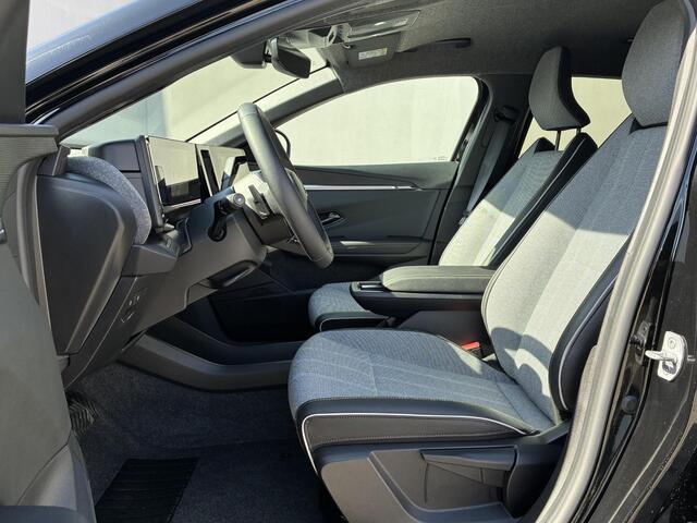 Renault MEGANE E-Tech comfort range techno 60 kWh Automaat / Fabrieksgarantie t/m 10-2027 / SOH 99,34% / Navigatie / Apple Carplay/Android Auto / Adaptieve Cruise Control / Achteruitrijcamera / Warmtepomp / Climate Control /