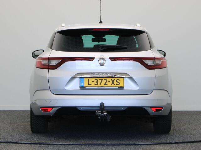 Renault MEGANE Estate TCe 115pk Limited | Trekhaak | Dealer onderhouden | Stoelverwarming | Achteruitrijcamera | Parkeersensoren voor en achter |