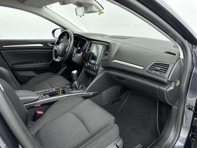 Renault MEGANE Estate 1.3 TCe 115Pk Limited | Airco | Parkeersensoren | Navigatie | Apple Carplay/Android Auto | Full LED | Bluetooth Carkit |