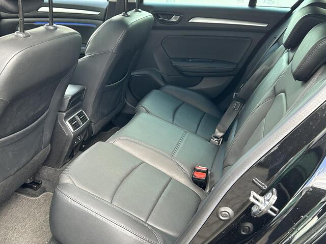 Renault MEGANE Estate 1.6 E-Tech Plug-In Hybrid 160 Intens | Schuif/Kantel-Dak | Leder | Groot Navi+Camera | Dealer Onderhouden!