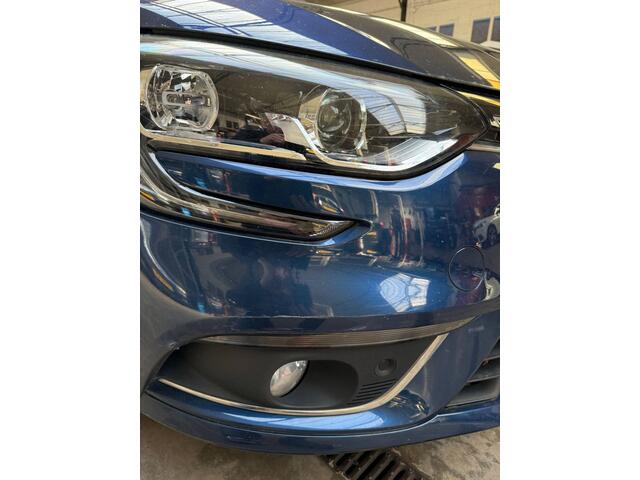 Renault MEGANE Estate 1.3 TCe Bose CAMERA TREKHAAK NAVIGATIE PARKEERHULP ECC LICHTM.VELGEN PARKEERSENSOREN