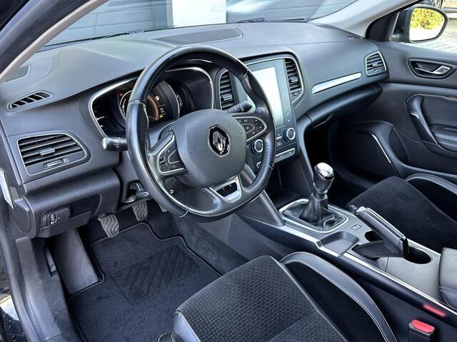 Renault MEGANE 1.2 TCE LIMITED / Apple CarPlay / Stoelverwarming