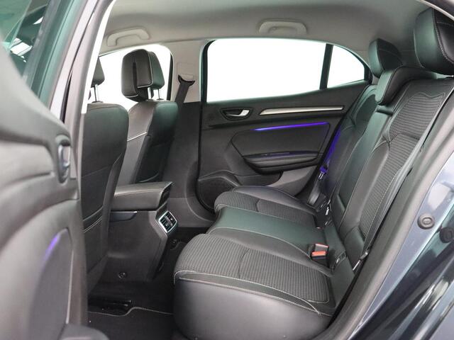 Renault MEGANE 1.3 TCe Bose | Camera | Carplay | Park Assist | Navigatie | Half leder | Keyless | Climate control | DAB+ | Bluetooth | Cruise control | Dodehoek detectie