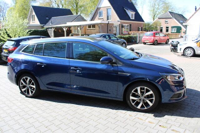 Renault MEGANE 1.2 TCE BOSE - Camera - Massagestoel -climate
