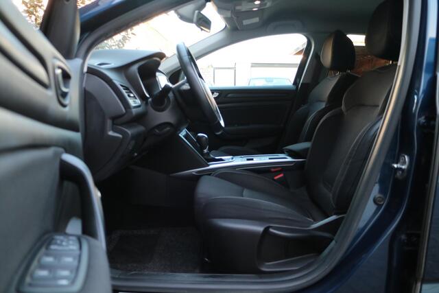 Renault MEGANE Estate 1.3 TCe Limited | Automaat | Trekhaak | Camera |