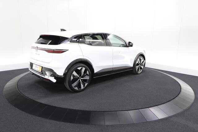 Renault MEGANE E-Tech EV40 Boost Charge Techno | Camera | Dodehoekdetectie | Adaptieve Cruise Control | SOH = 92.8%