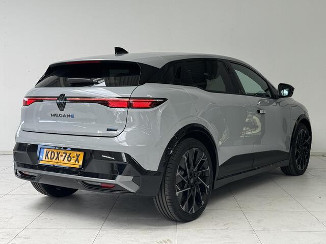 Renault MEGANE E-Tech Comfort Range Esprit Alpine 60 kWh | DEMO | Harman / Kardon | Stoelverwarming | 360° Camera |
