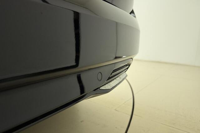 Renault MEGANE Estate 1.6 E-Tech Plug-In Hybrid 160 Intens | Navigatie | Camera | Head-up display | Cruise control | Climate control | Parkeersensoren |