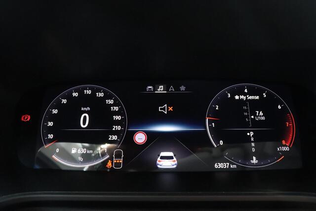 Renault MEGANE Estate 1.3 TCe 140 Techno | Climate control | Camera | Trekhaak | AppleCarplay AndroidAuto | LED koplampen | All season banden | Navigatie |