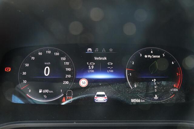 Renault MEGANE Estate 1.3 TCe 140 Techno | Climate control | Camera | Trekhaak | AppleCarplay AndroidAuto | LED koplampen | All season banden | Navigatie |