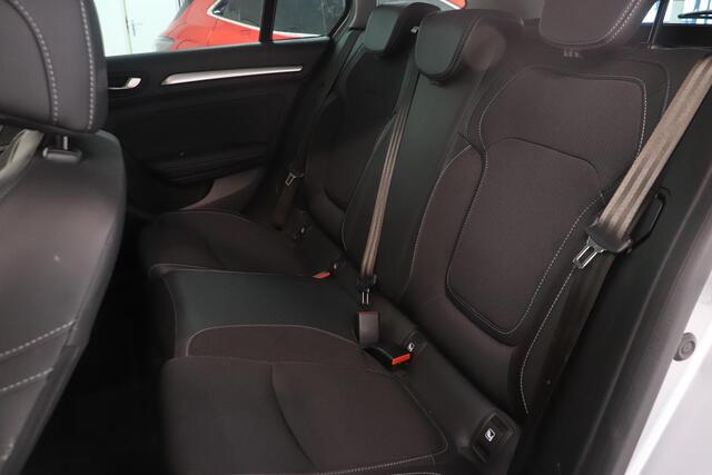 Renault MEGANE Estate 1.3 TCe 140 Techno | Climate control | Camera | Trekhaak | AppleCarplay AndroidAuto | LED koplampen | All season banden | Navigatie |